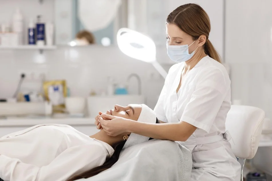 ABOUT ARMO CLINIC 3 فضای کلینیک آرمو